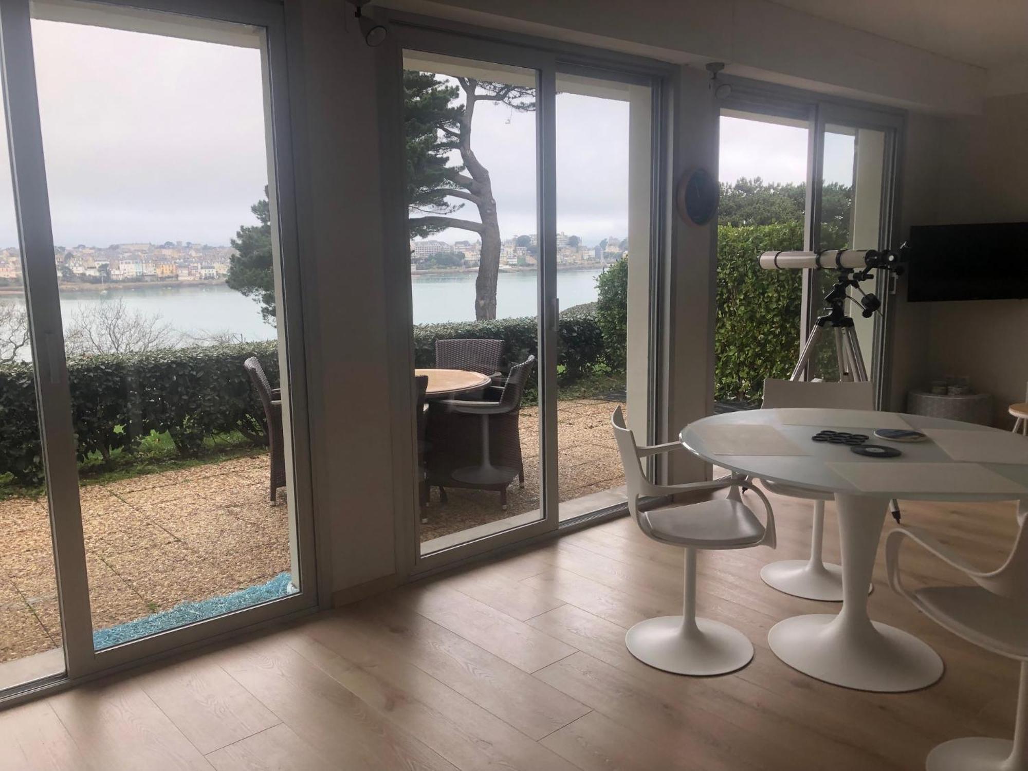 Appartement Vue Sur Mer Dinard Zewnętrze zdjęcie